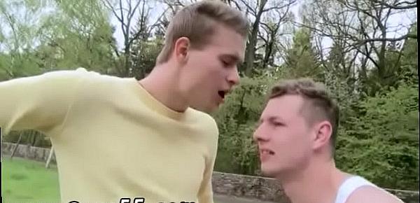  Young gay tongue kiss porn xxx Sucking it and leaning over to get